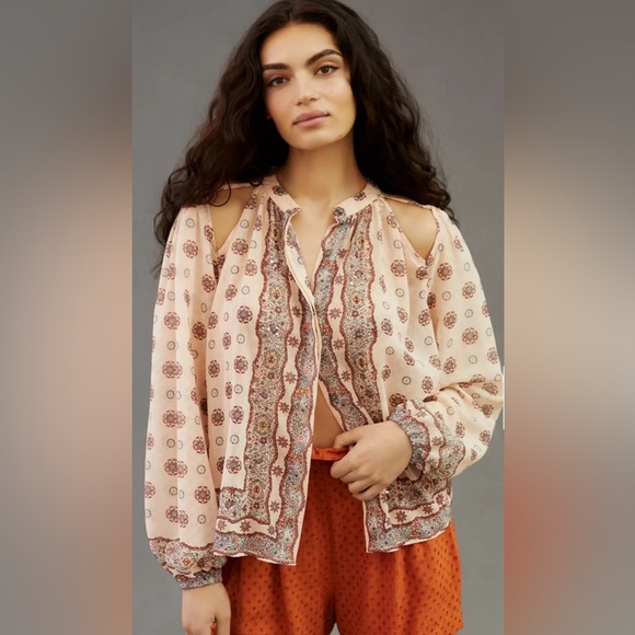 Anthropologie Tops - Anthropologie Forever That Girl Cold Shoulder Blouse size XS NWT